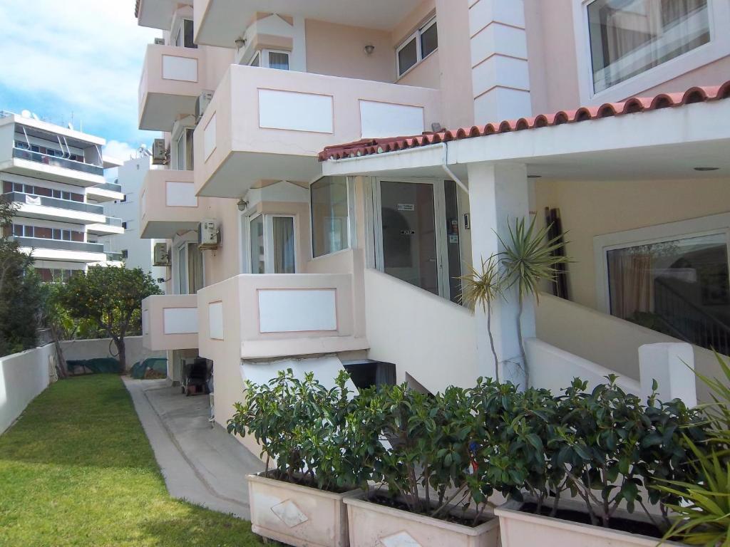 Parthenis Riviera Voúla