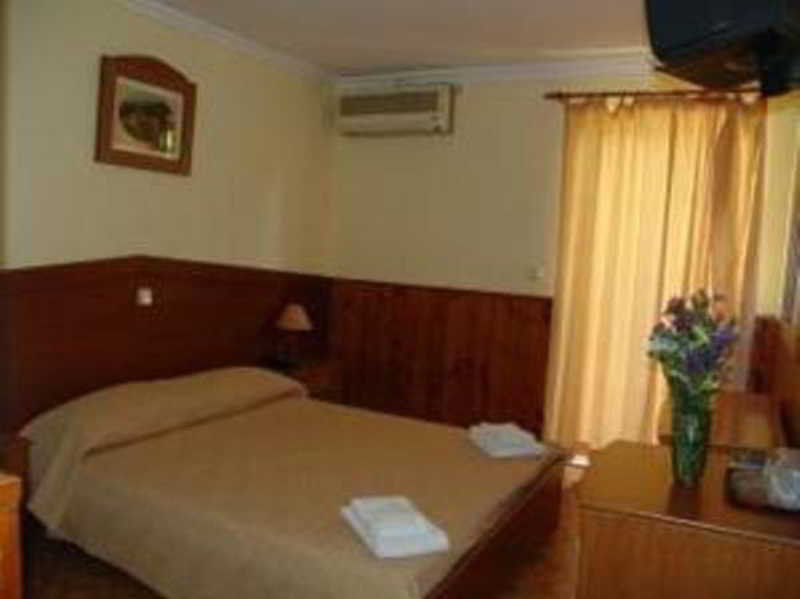 Parthenis Riviera 2* Voúla